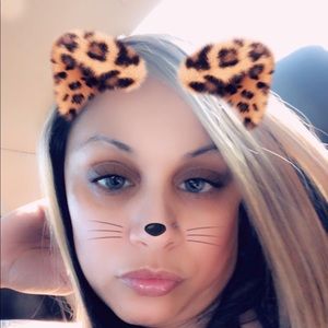 Meet your Posher, Lala